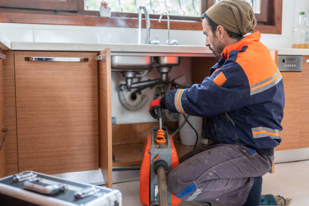Best Clogged Drain Plumber  in Dilley, TX